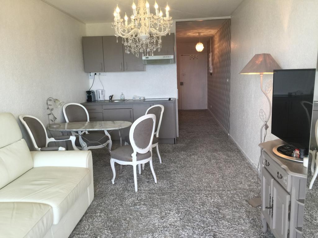 Dionysos Vue Mer Cannes Exterior photo